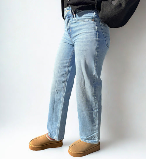 AE Stovepipe Jeans